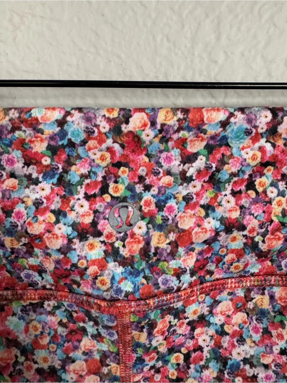 Lululemon Floral Print Women’s Active Shorts - Pink Multi 6
